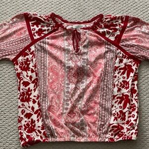 Gorgeous Red and White Patterned Blouse